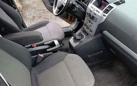 Opel Zafira C рестайлинг, 2014 год, 1 055 000 рублей, 14 фотография