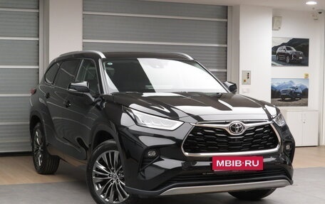 Toyota Highlander, 2025 год, 6 520 000 рублей, 3 фотография