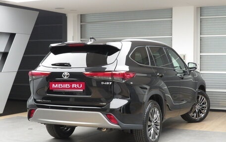 Toyota Highlander, 2025 год, 6 520 000 рублей, 2 фотография