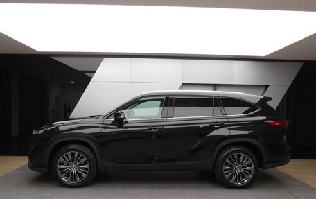 Toyota Highlander, 2025 год, 6 520 000 рублей, 30 фотография