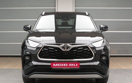 Toyota Highlander, 2025 год, 6 520 000 рублей, 31 фотография