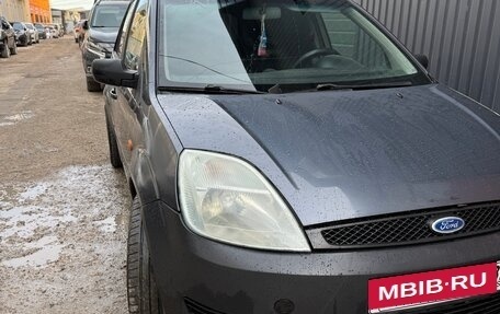 Ford Fiesta, 2005 год, 333 000 рублей, 3 фотография