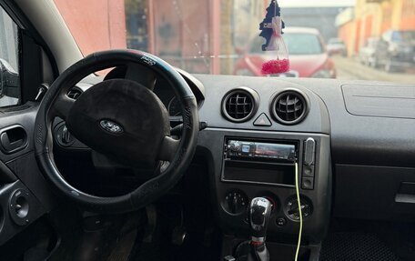 Ford Fiesta, 2005 год, 333 000 рублей, 8 фотография