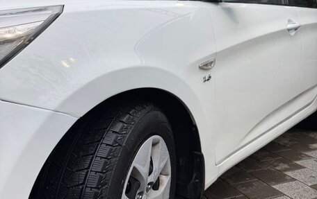 Hyundai Solaris II рестайлинг, 2015 год, 600 000 рублей, 3 фотография