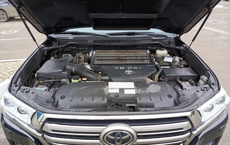 Toyota Land Cruiser 200, 2016 год, 5 650 000 рублей, 11 фотография