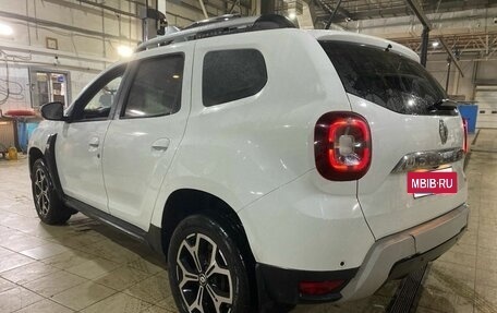 Renault Duster, 2021 год, 1 600 000 рублей, 3 фотография