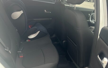 KIA Rio III рестайлинг, 2016 год, 1 020 000 рублей, 8 фотография