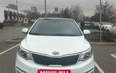 KIA Rio III рестайлинг, 2016 год, 1 020 000 рублей, 2 фотография