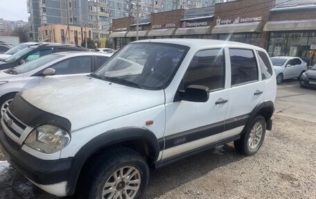 Chevrolet Niva I рестайлинг, 2009 год, 358 000 рублей, 2 фотография