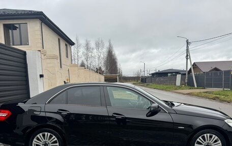 Mercedes-Benz E-Класс, 2011 год, 1 420 000 рублей, 4 фотография
