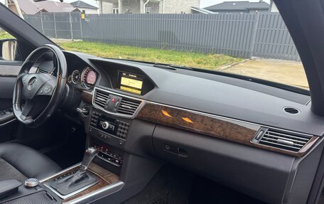 Mercedes-Benz E-Класс, 2011 год, 1 420 000 рублей, 12 фотография