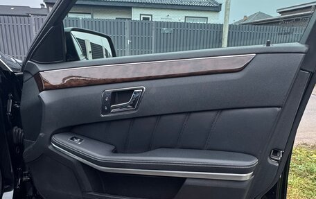 Mercedes-Benz E-Класс, 2011 год, 1 420 000 рублей, 14 фотография