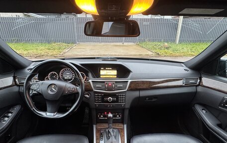 Mercedes-Benz E-Класс, 2011 год, 1 420 000 рублей, 15 фотография