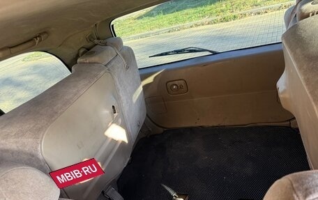 Nissan Presage I, 1998 год, 800 000 рублей, 9 фотография