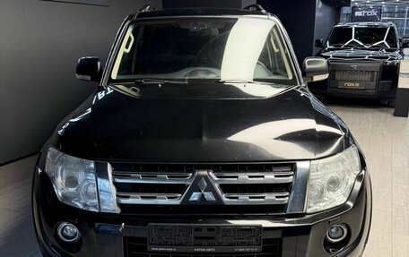 Mitsubishi Pajero IV, 2013 год, 1 790 000 рублей, 2 фотография