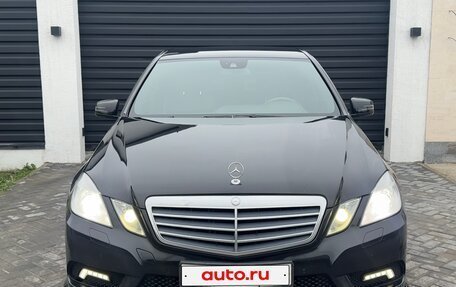 Mercedes-Benz E-Класс, 2011 год, 1 420 000 рублей, 2 фотография