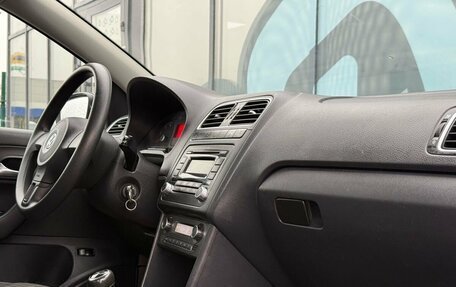 Volkswagen Polo VI (EU Market), 2012 год, 795 000 рублей, 2 фотография