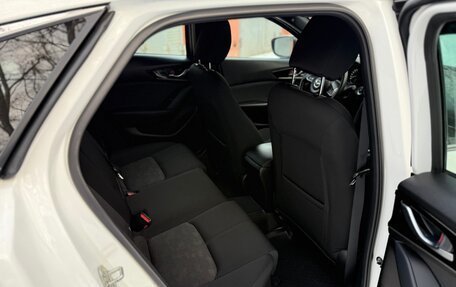 Mazda CX-4, 2022 год, 2 530 000 рублей, 10 фотография