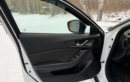 Mazda CX-4, 2022 год, 2 530 000 рублей, 15 фотография