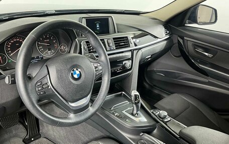 BMW 3 серия, 2018 год, 1 949 000 рублей, 12 фотография