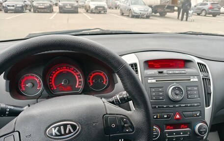 KIA cee'd I рестайлинг, 2010 год, 655 000 рублей, 7 фотография