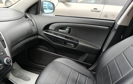 KIA cee'd I рестайлинг, 2010 год, 655 000 рублей, 9 фотография