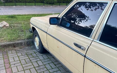 Mercedes-Benz W123, 1982 год, 150 000 рублей, 3 фотография