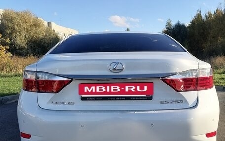 Lexus ES VII, 2013 год, 1 950 000 рублей, 5 фотография