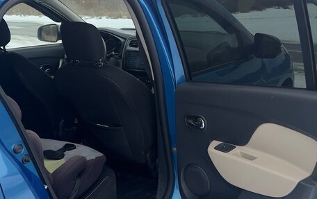 Renault Logan II, 2014 год, 700 000 рублей, 8 фотография