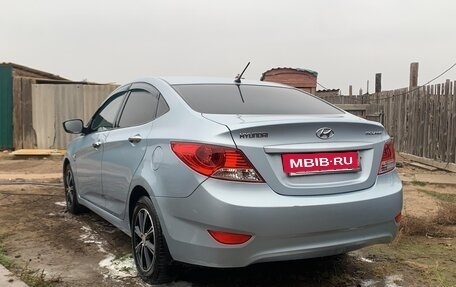 Hyundai Solaris II рестайлинг, 2012 год, 730 000 рублей, 5 фотография