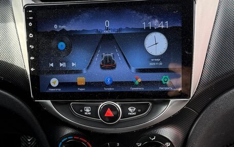 Hyundai Solaris II рестайлинг, 2011 год, 549 000 рублей, 6 фотография