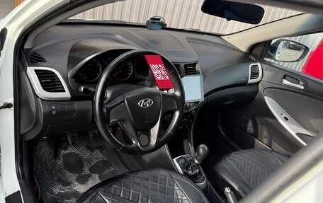 Hyundai Solaris II рестайлинг, 2011 год, 549 000 рублей, 9 фотография