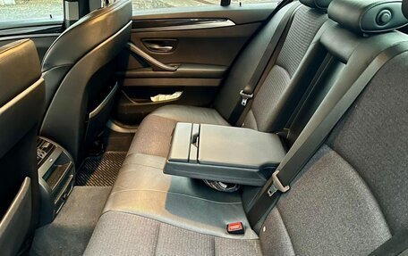 BMW 5 серия, 2011 год, 2 200 000 рублей, 3 фотография