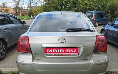 Toyota Avensis III рестайлинг, 2003 год, 500 000 рублей, 3 фотография