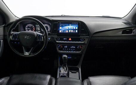 Hyundai Sonata VII, 2017 год, 1 990 000 рублей, 19 фотография