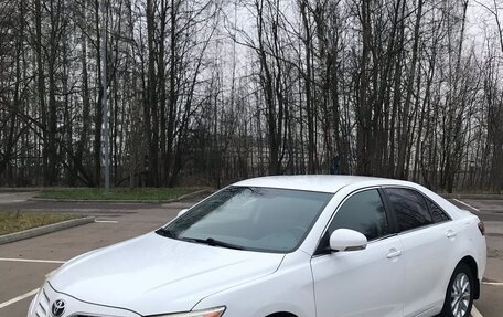 Toyota Camry, 2009 год, 1 290 000 рублей, 2 фотография