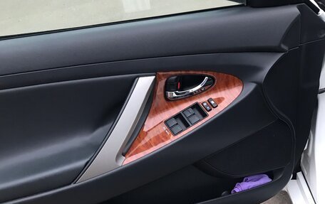 Toyota Camry, 2009 год, 1 290 000 рублей, 8 фотография