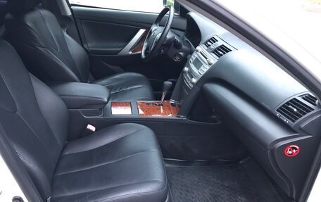 Toyota Camry, 2009 год, 1 290 000 рублей, 9 фотография