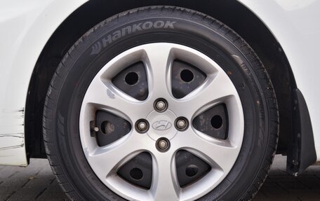 Hyundai Solaris II рестайлинг, 2012 год, 1 100 000 рублей, 10 фотография