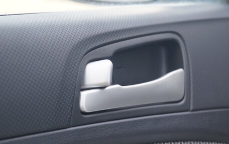 Hyundai Solaris II рестайлинг, 2012 год, 1 100 000 рублей, 18 фотография