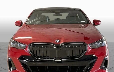 BMW 5 серия, 2025 год, 7 700 000 рублей, 2 фотография