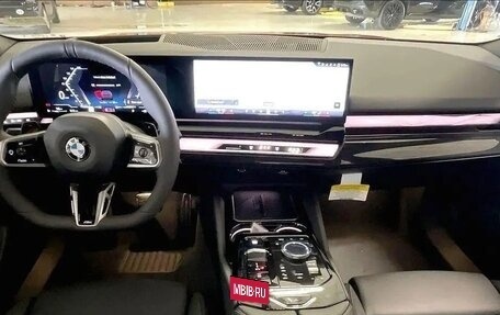 BMW 5 серия, 2025 год, 7 700 000 рублей, 10 фотография