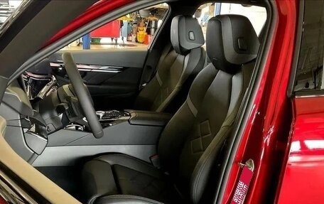 BMW 5 серия, 2025 год, 7 700 000 рублей, 14 фотография