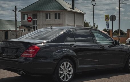 Mercedes-Benz S-Класс, 2010 год, 2 300 000 рублей, 3 фотография