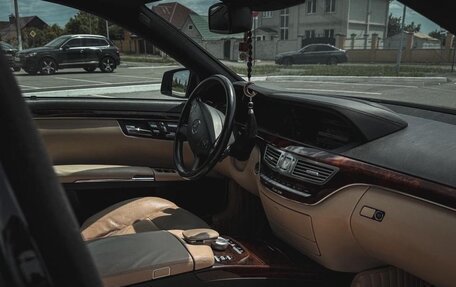 Mercedes-Benz S-Класс, 2010 год, 2 300 000 рублей, 13 фотография