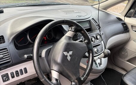 Mitsubishi Grandis, 2008 год, 1 000 000 рублей, 7 фотография