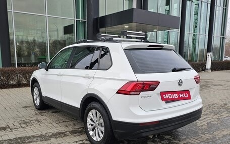 Volkswagen Tiguan II, 2018 год, 2 240 000 рублей, 5 фотография