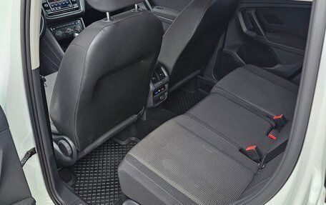 Volkswagen Tiguan II, 2018 год, 2 240 000 рублей, 9 фотография