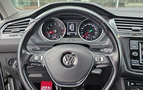 Volkswagen Tiguan II, 2018 год, 2 240 000 рублей, 14 фотография