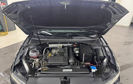 Volkswagen Passat B8 рестайлинг, 2017 год, 1 900 000 рублей, 8 фотография